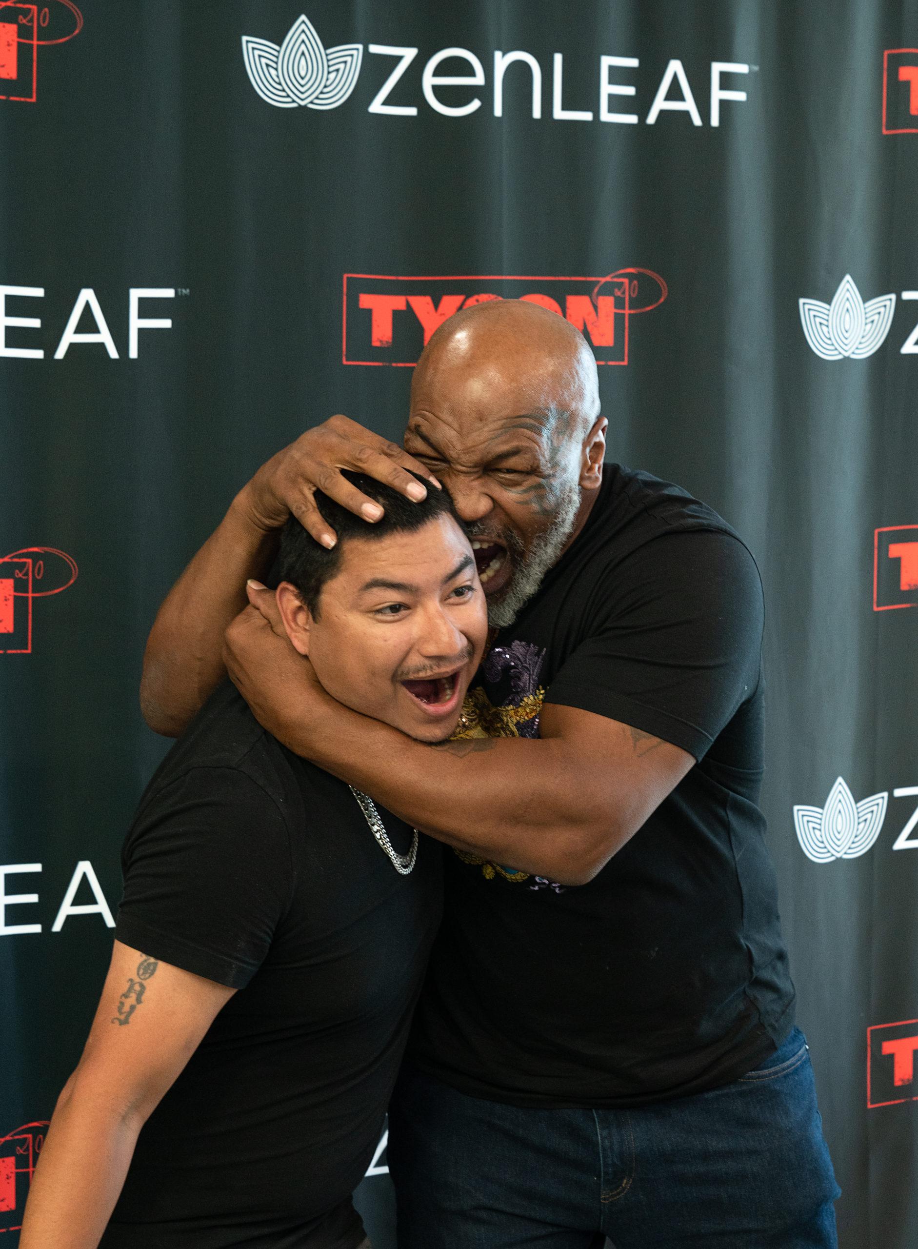 Fan meeting Mike Tyson